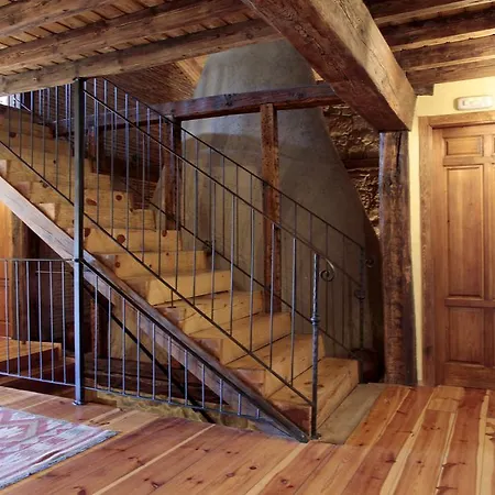 La Casona De * El Royo